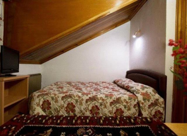 Hotel Bitouni Metsovo Zimmer foto